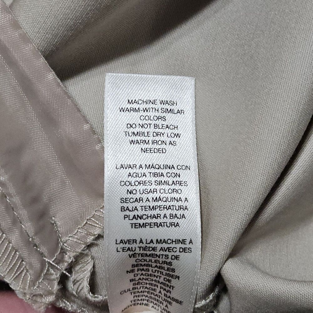 Chico's Pants Sz 2 US L 12 Cropped Side Zip Stretch Beige - Picture 5 of 8